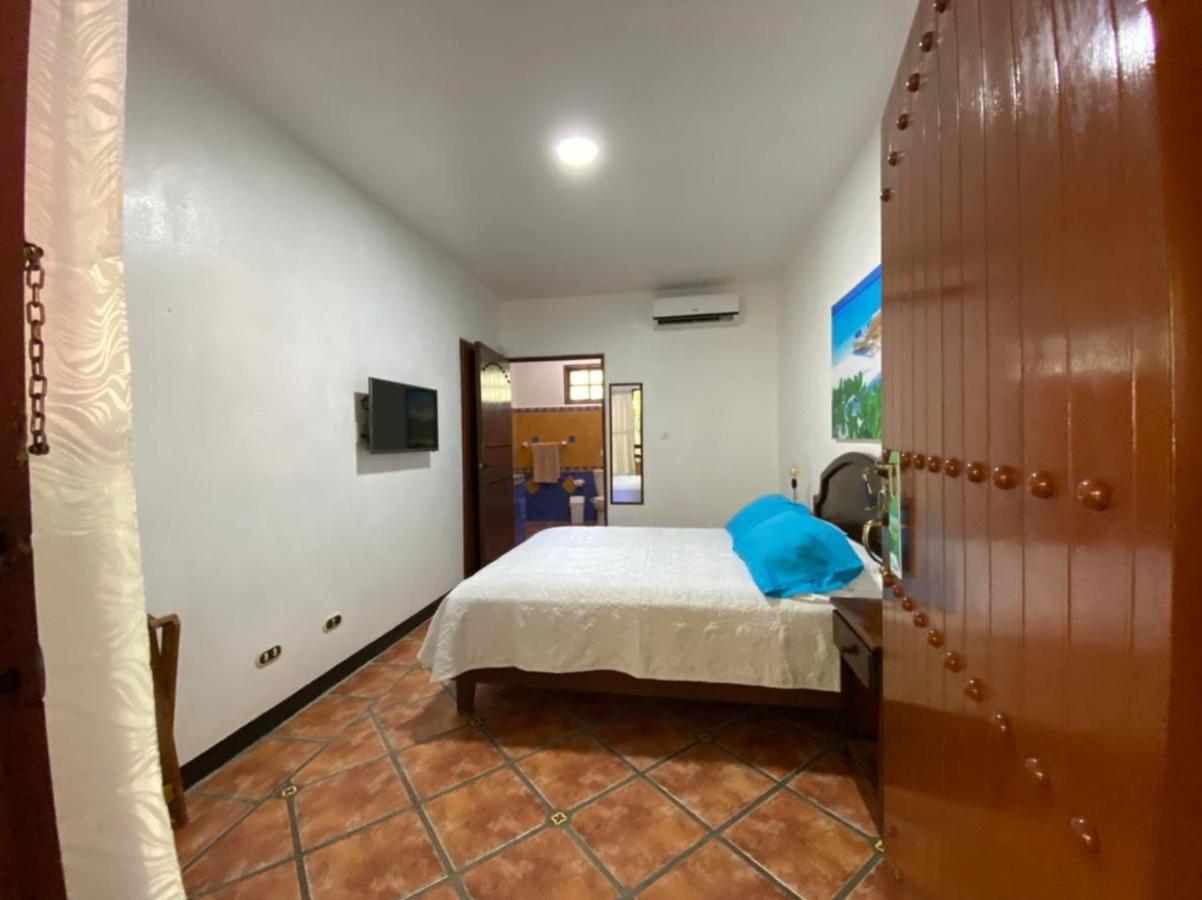 Hotel Playa Westfalia Puerto Limon Extérieur photo