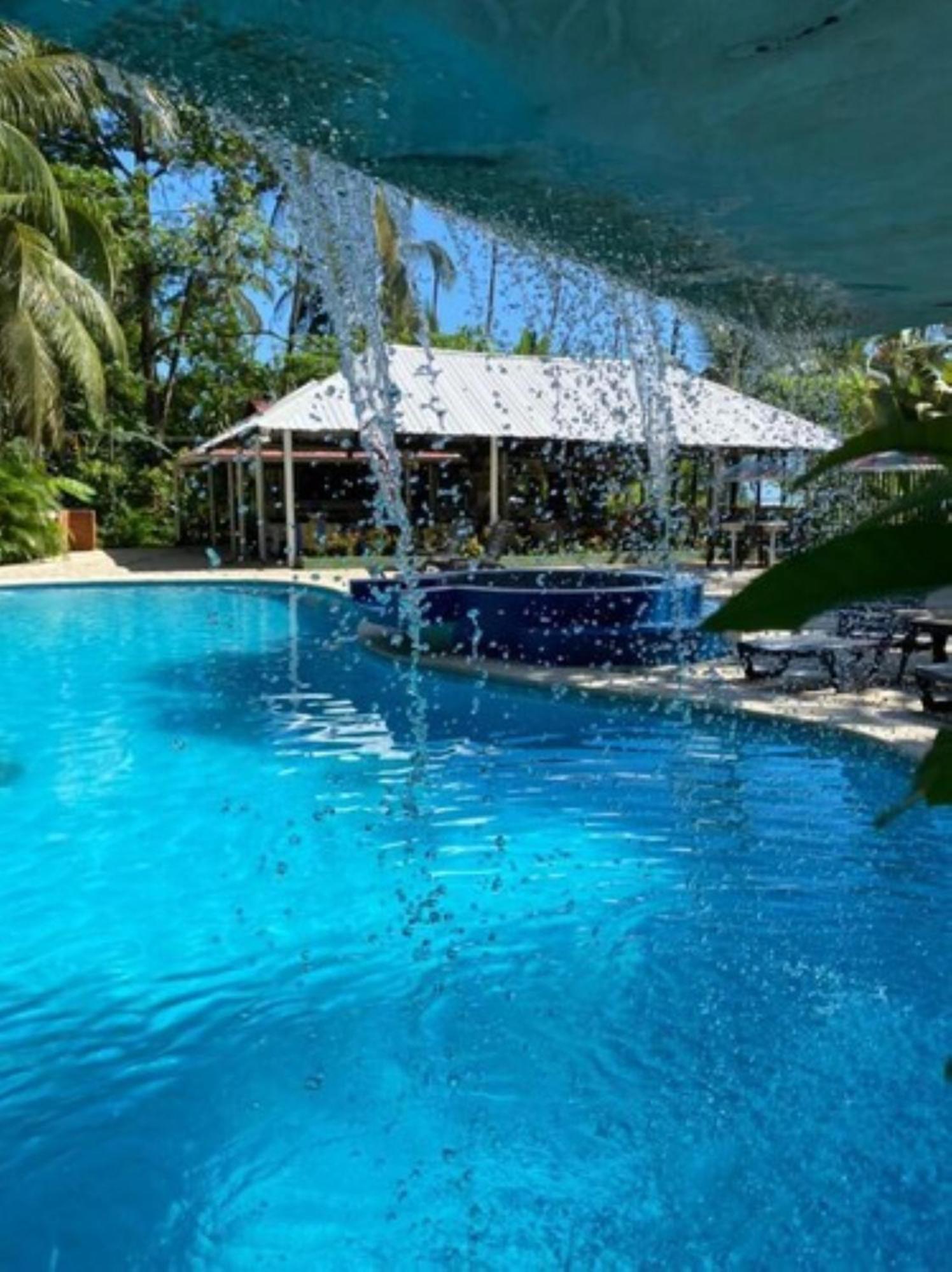 Hotel Playa Westfalia Puerto Limon Extérieur photo