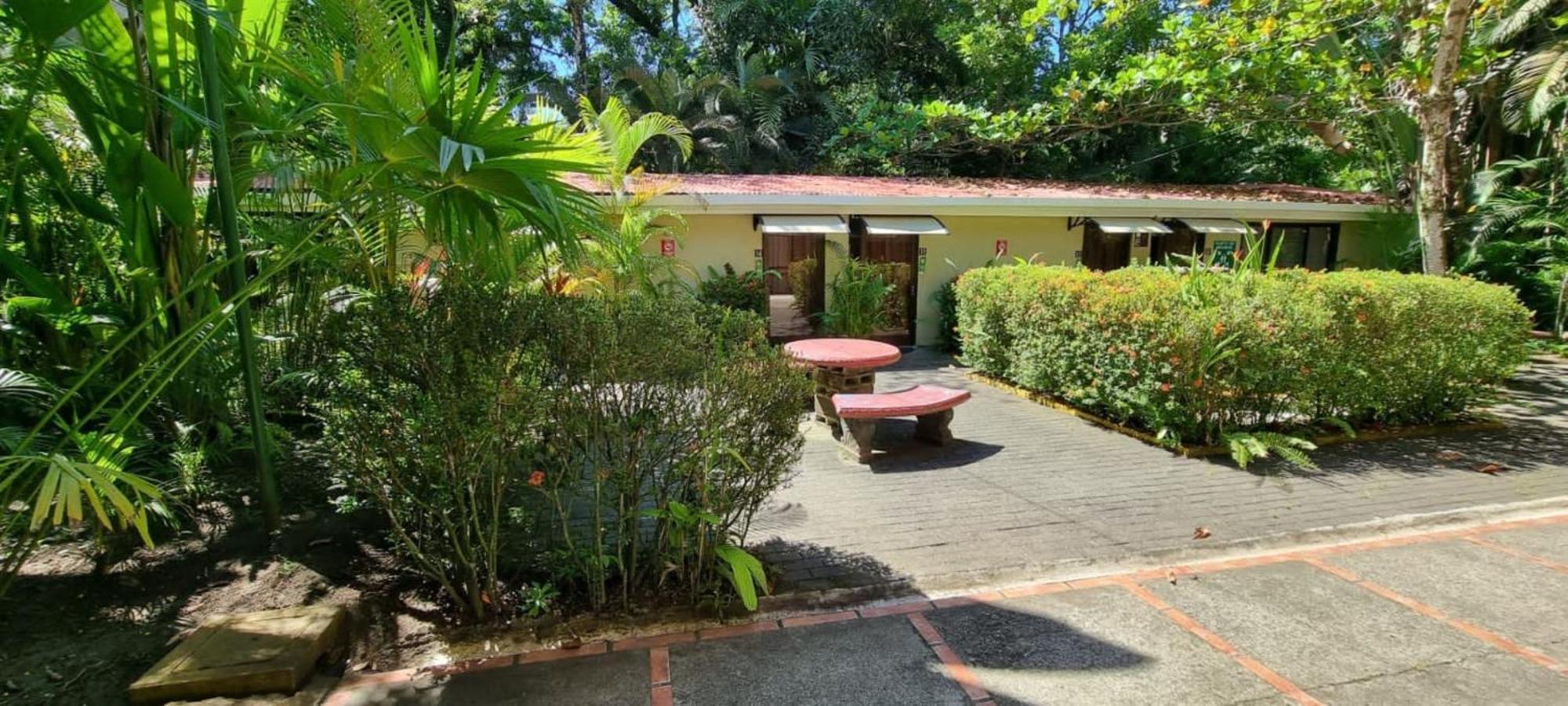 Hotel Playa Westfalia Puerto Limon Extérieur photo