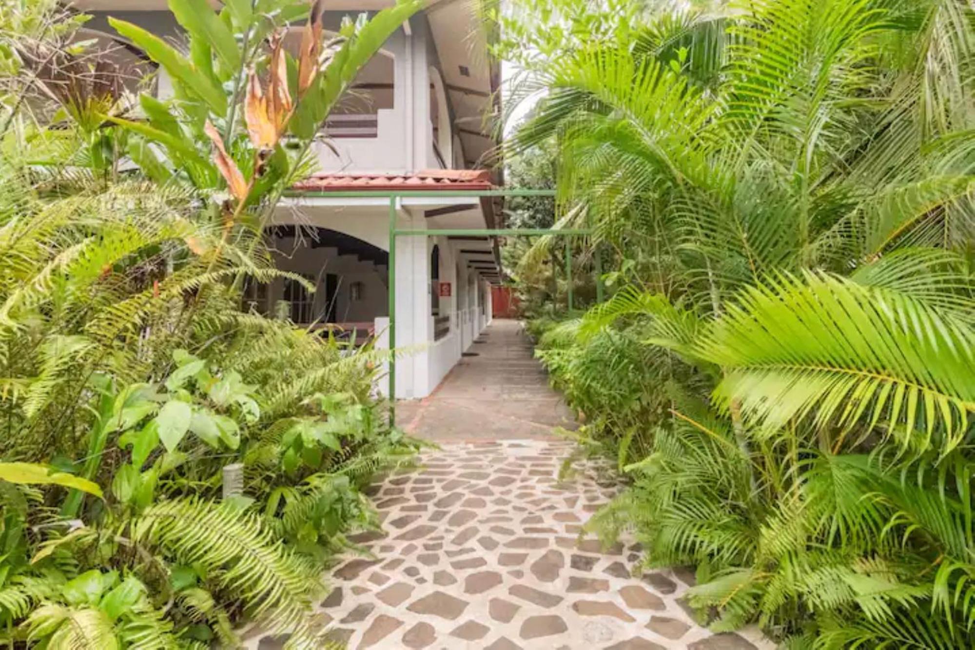 Hotel Playa Westfalia Puerto Limon Extérieur photo